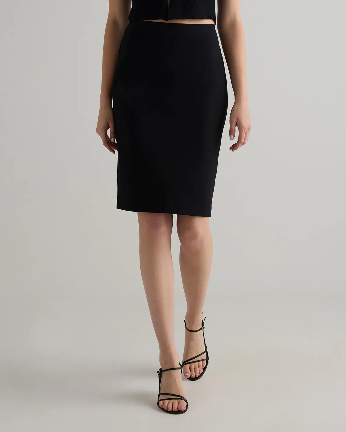 Quince - Ultra-Stretch Ponte Pencil Skirt in Black, Size S image 1